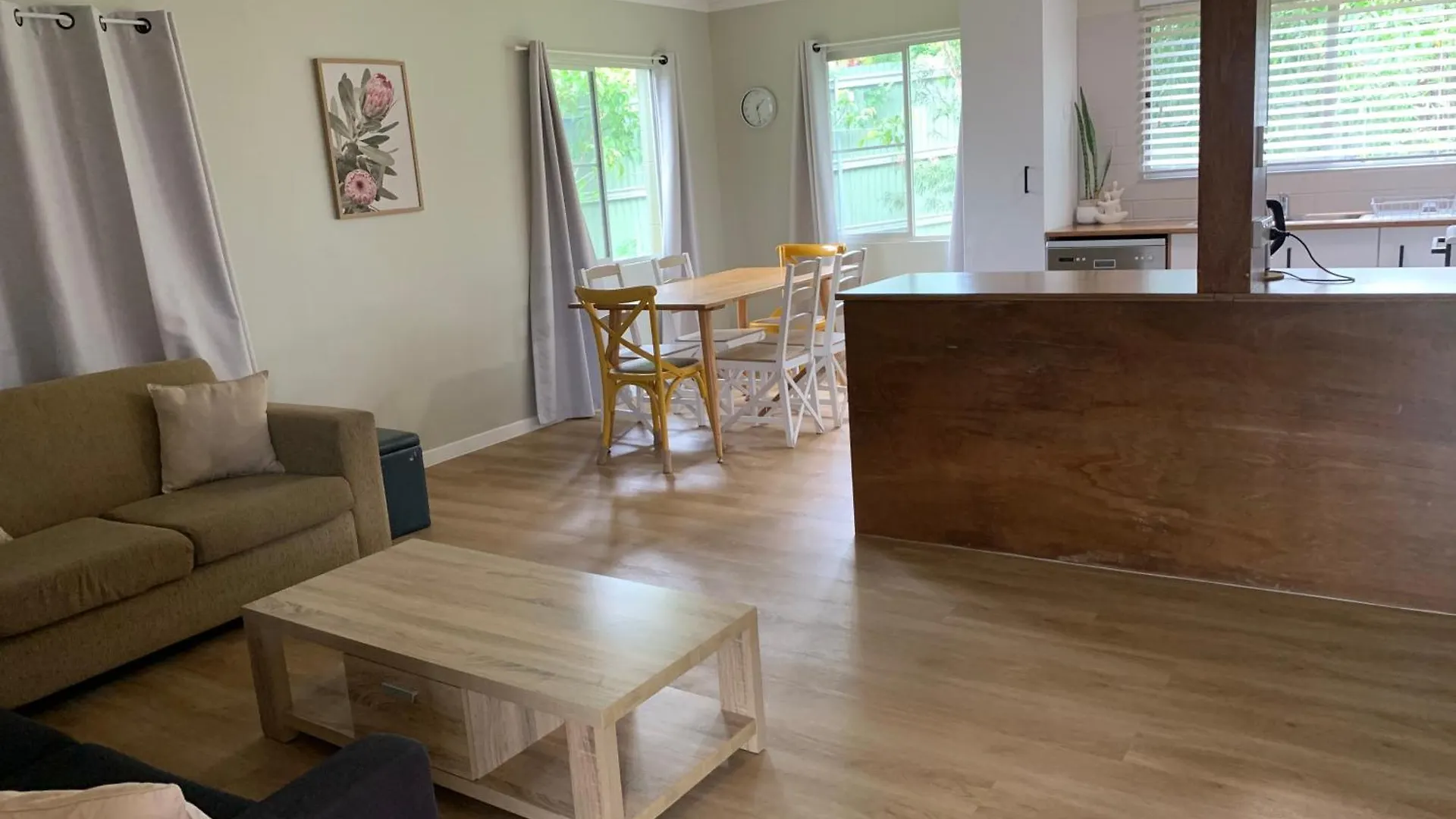 Central, Tidy And Private 3 Bedroom Atherton